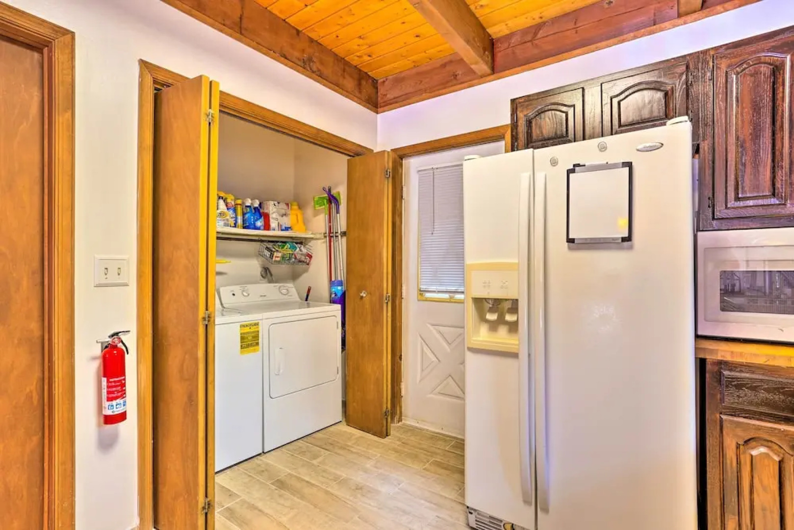 Bushkill House w/ Deck & Community Amenities!