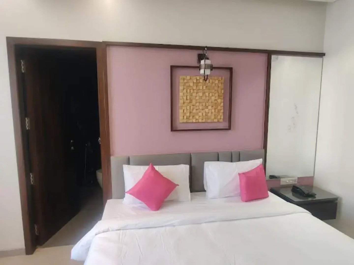Hotel Vishwamitra