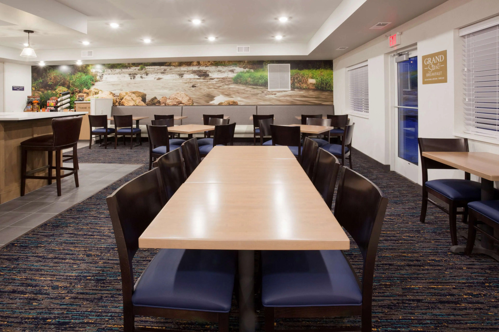 GrandStay Cannon Falls