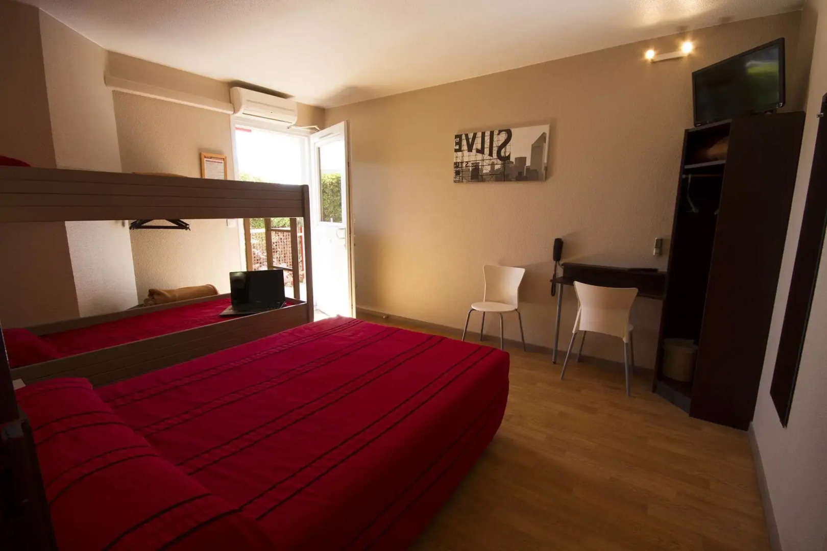 Brit Hotel Essentiel Sete Balaruc