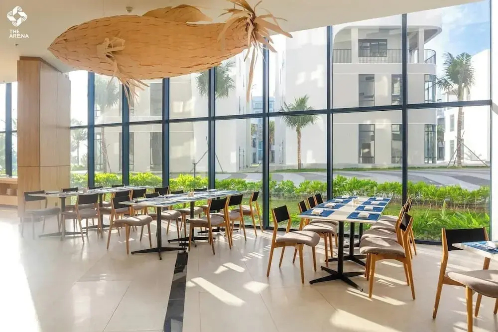 EMS HOUSE Sea View Apartment - The Arena Cam Ranh