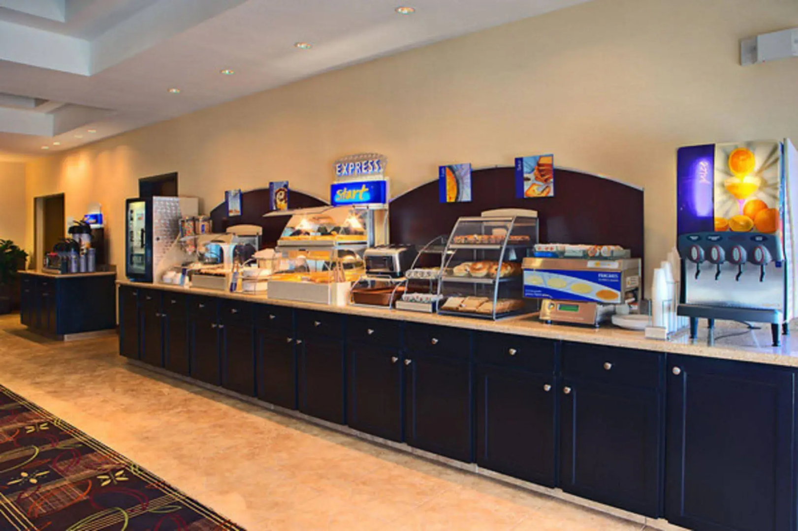 Holiday Inn Express & Suites Cotulla by IHG