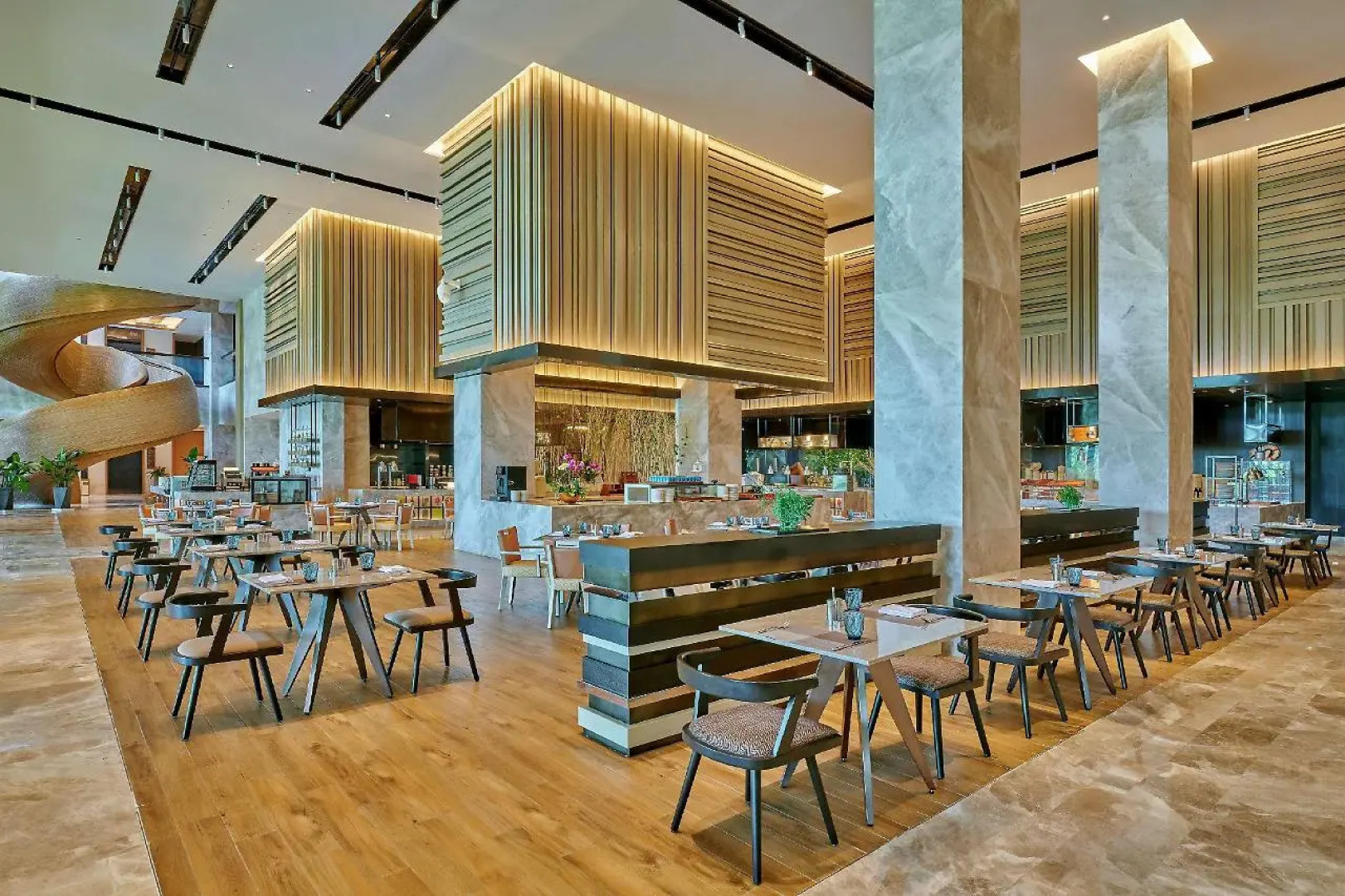 DoubleTree by Hilton Shanwei