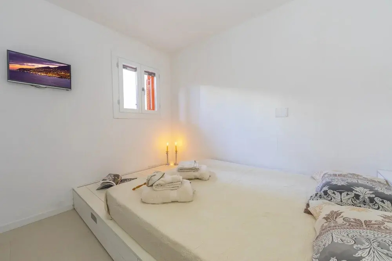 The Orange 22 Sweet Home