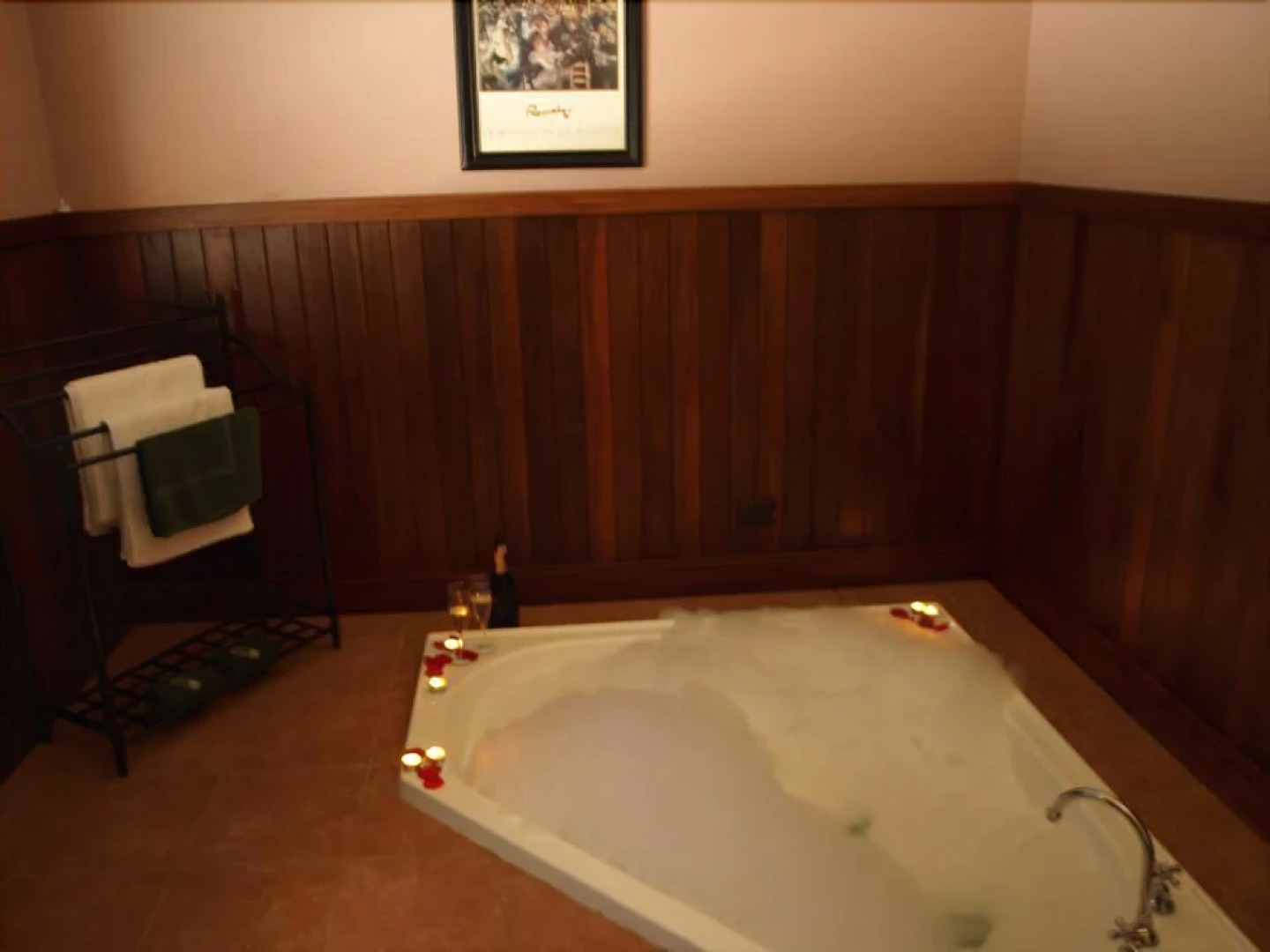 Pemberton Old Picture Theatre Holiday Apartments