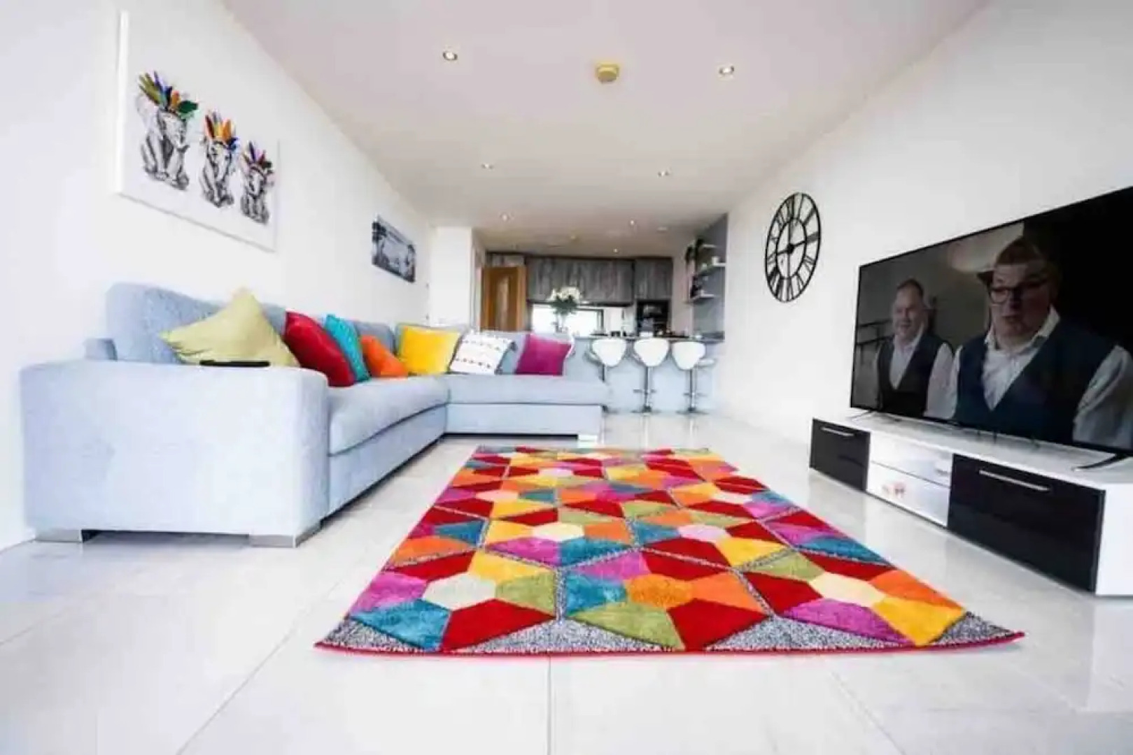 No2 Sandy Bay , Luxury Beachfront Apartment