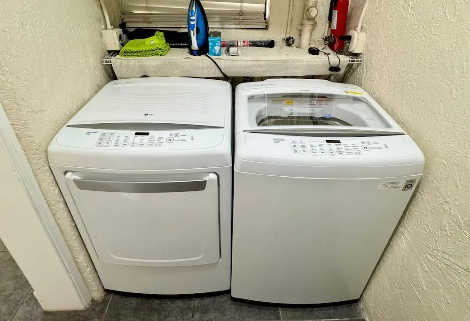 Vidal Manor 4BR Oasis w Pool Cabana- Wilton Dr