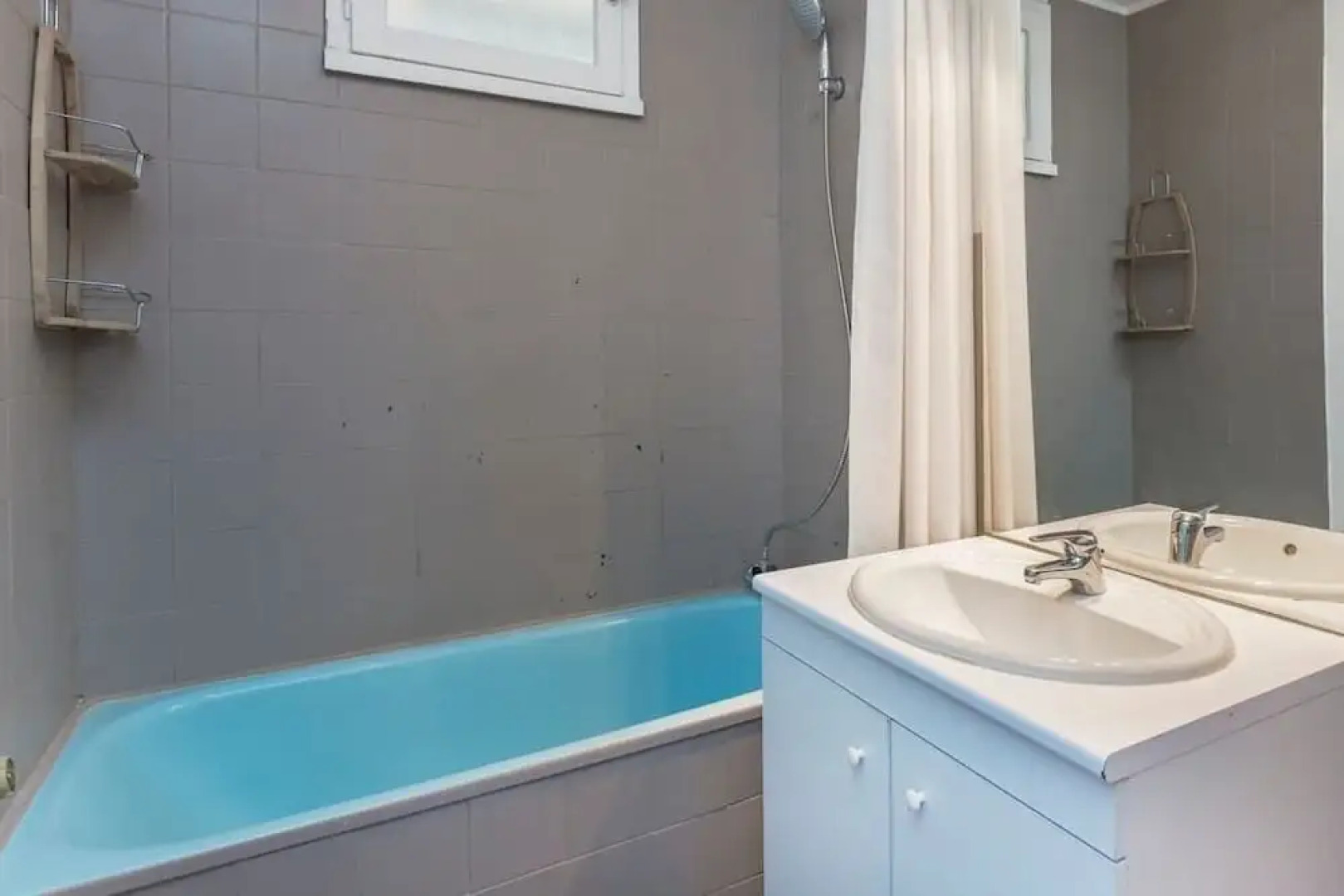 Modern Appart 75m2 - 2 rooms -parking