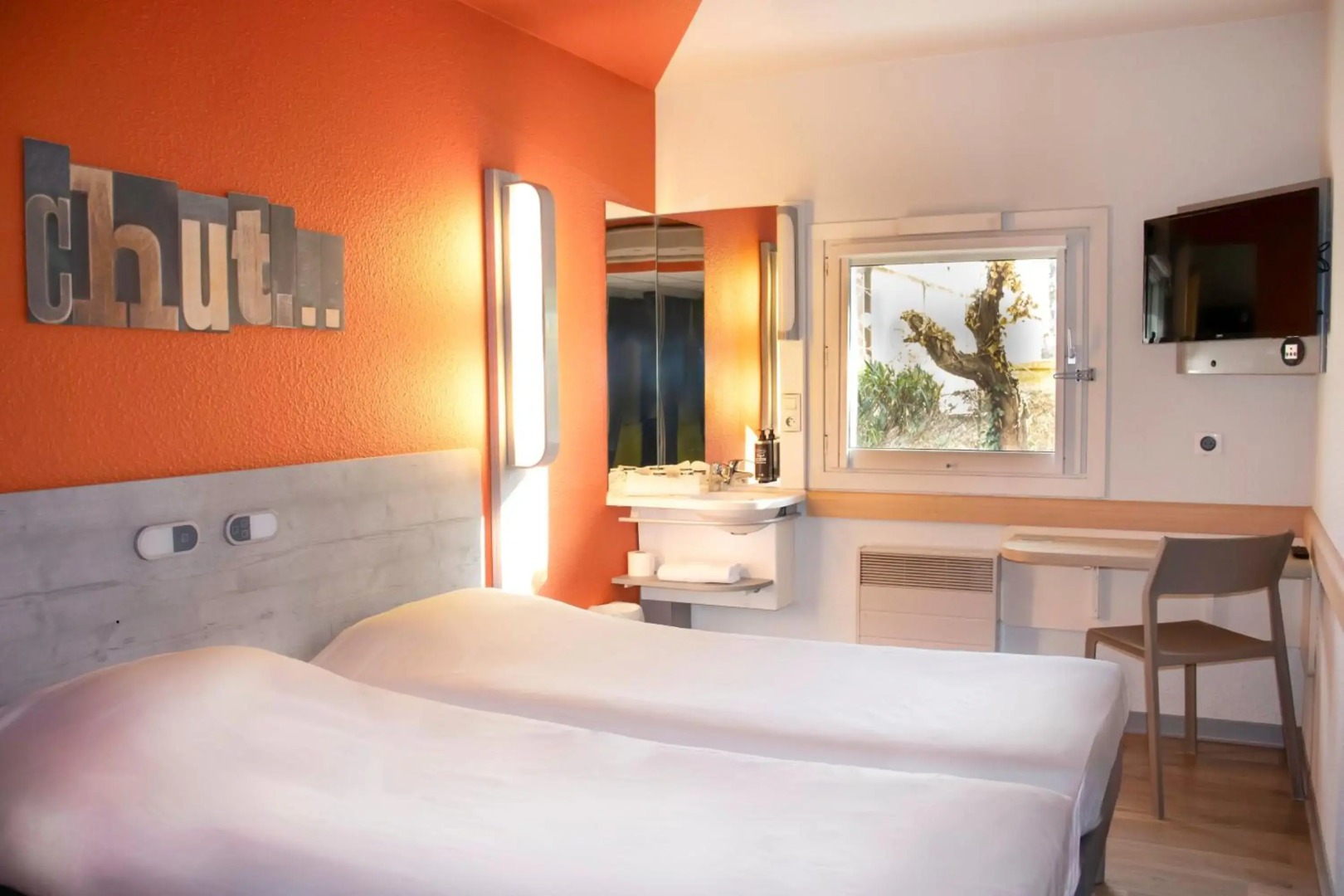 ibis budget Fréjus Saint-Raphaël Capitou A8