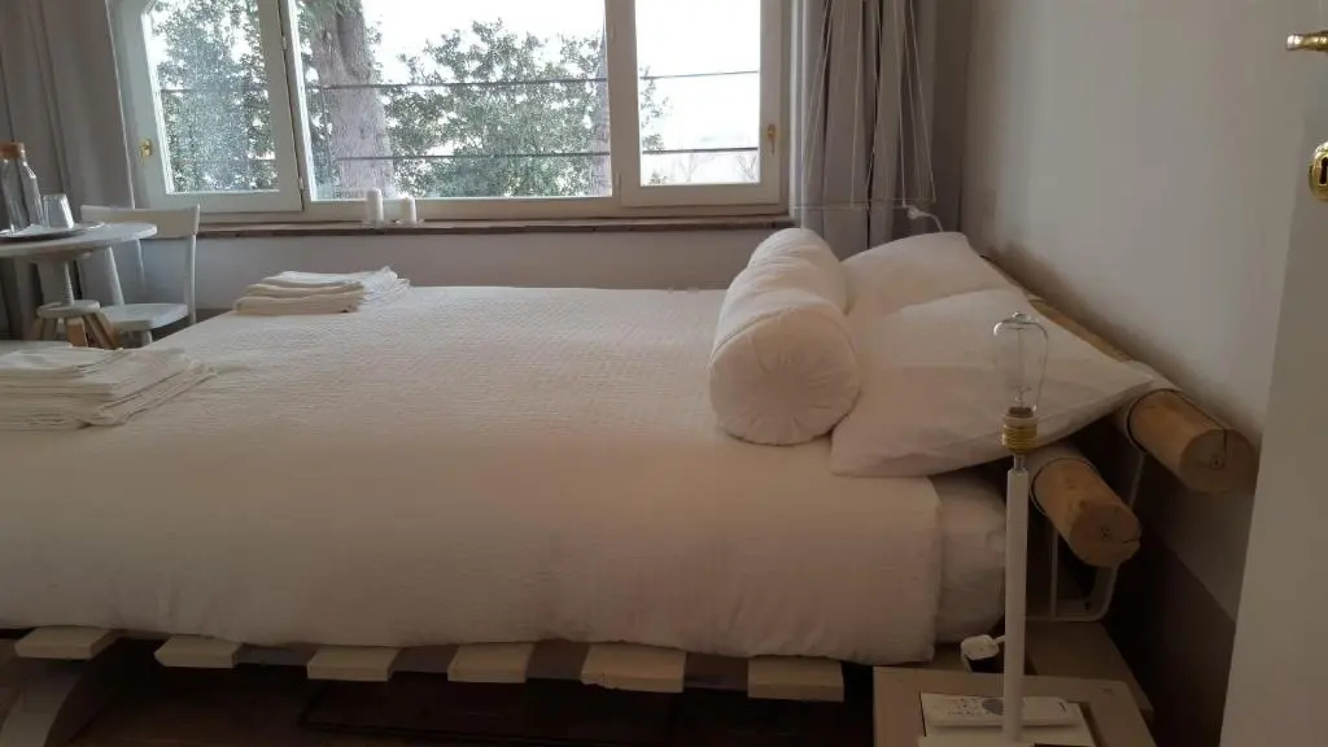 B&B A Piazza del Gesù