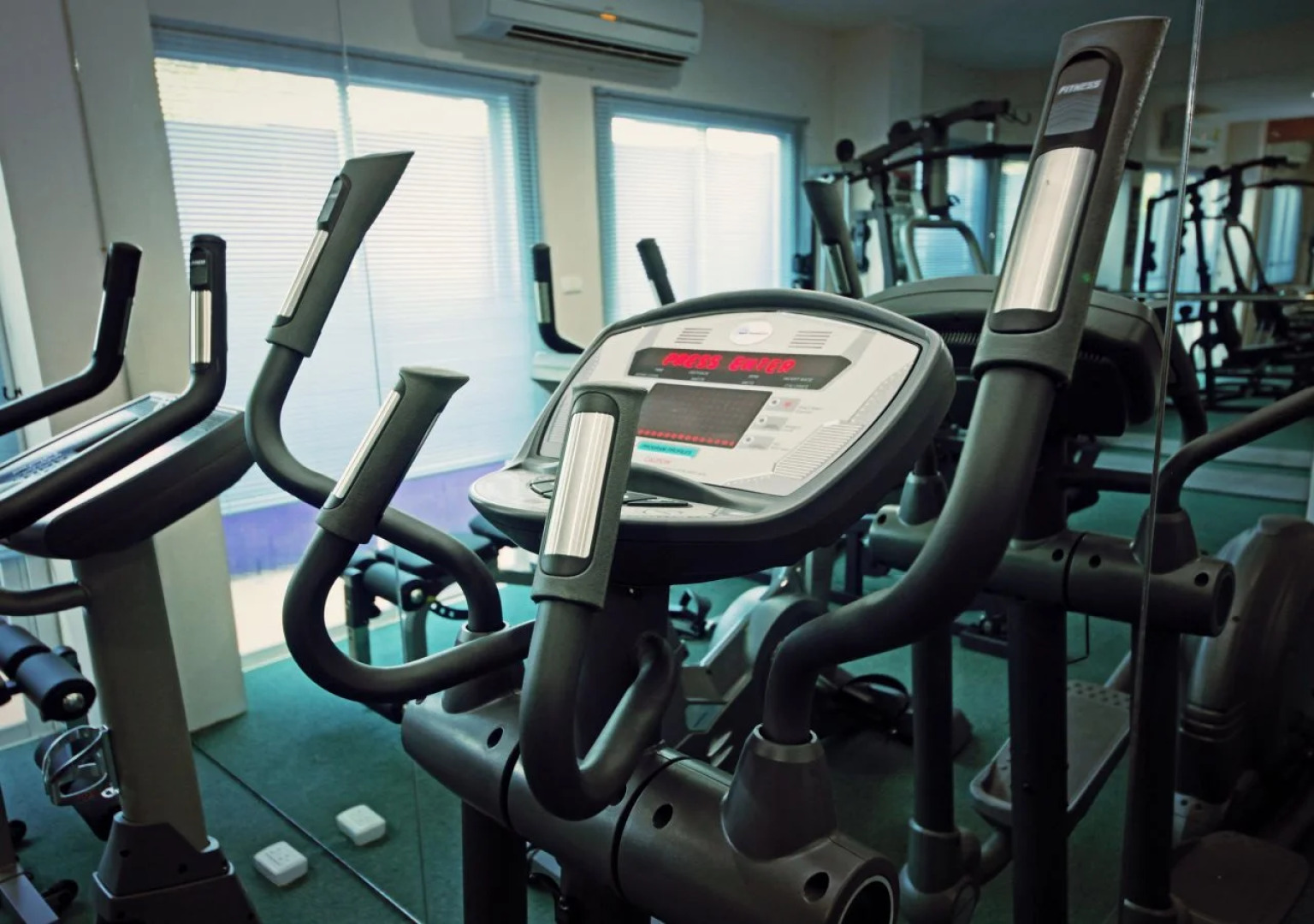 OYO 75321 Gemma Patong