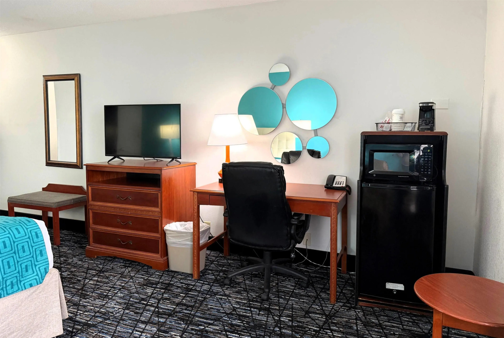 Howard Johnson by Wyndham Evansville East