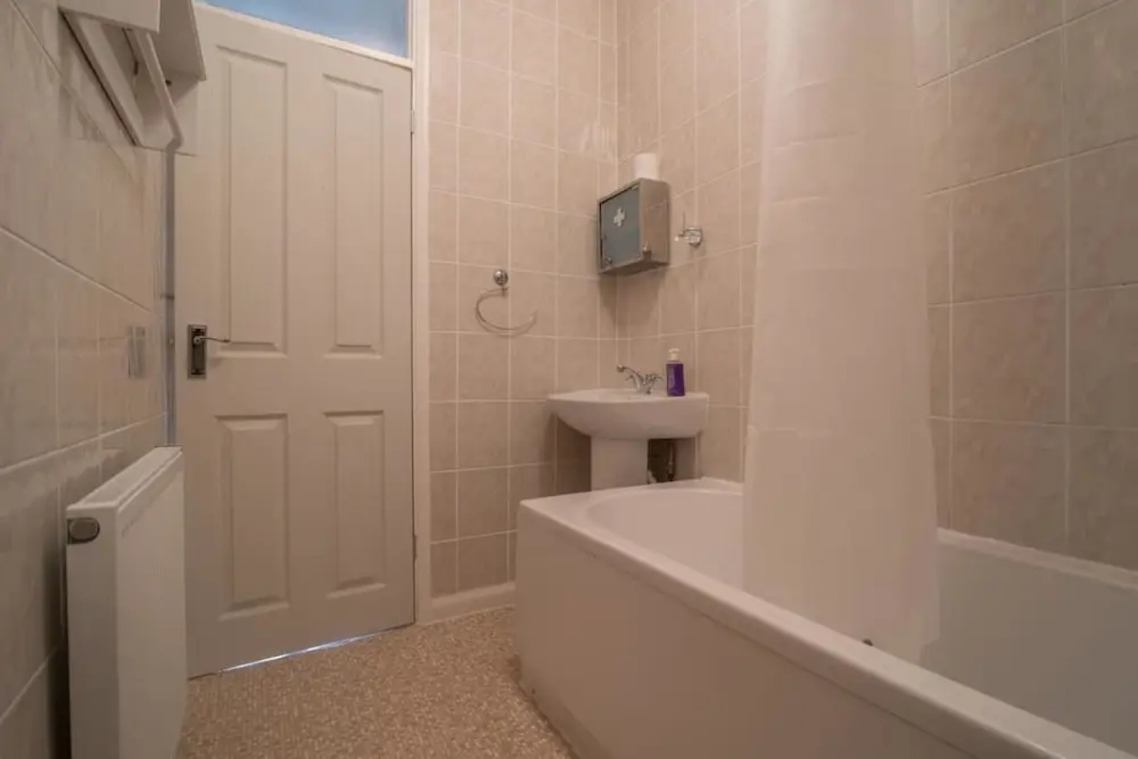 2 bedroom serviced & equipped house