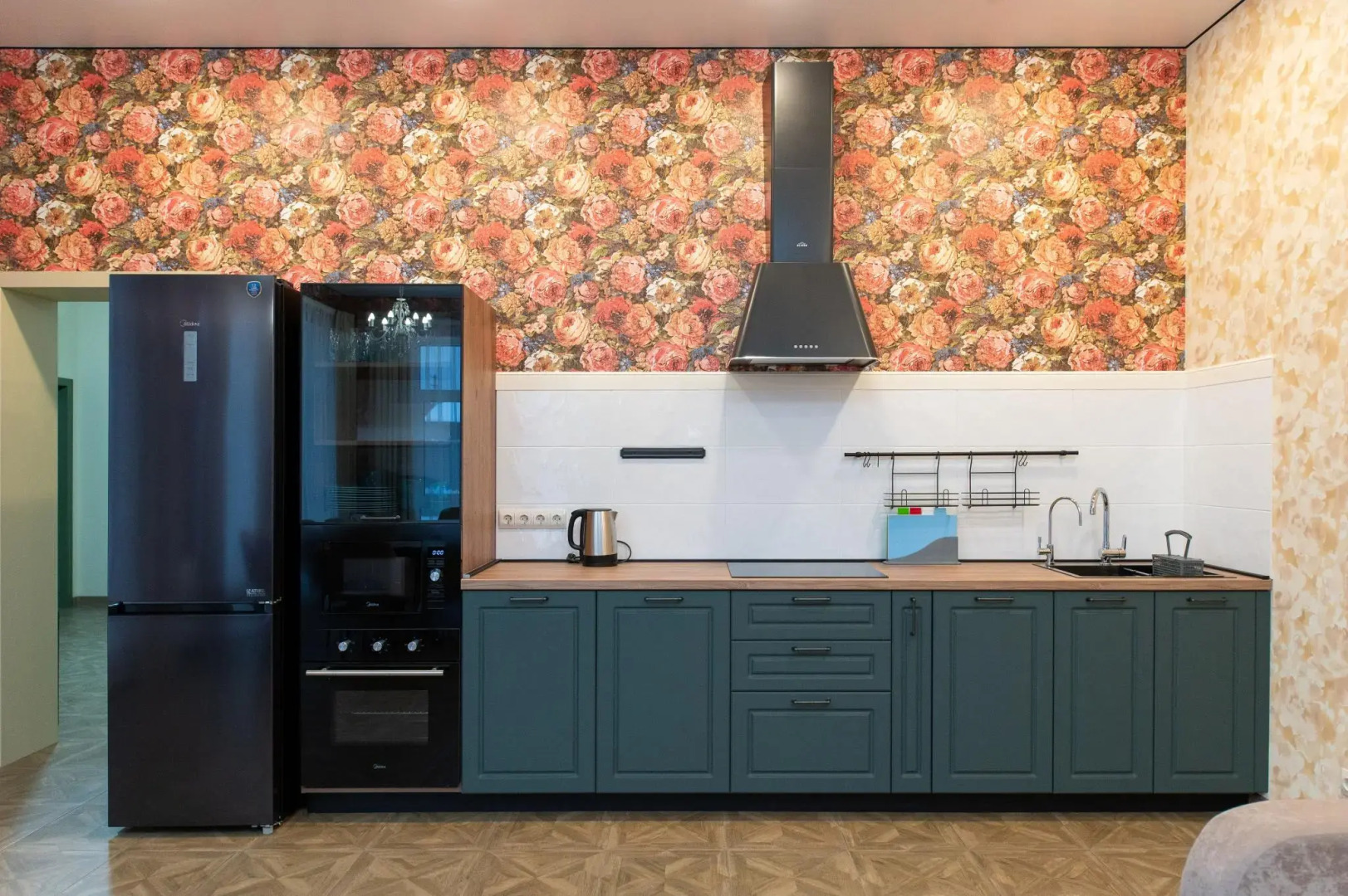 Дом с видом на горы и лес, рядом с озером Банное и горнолыжным центром