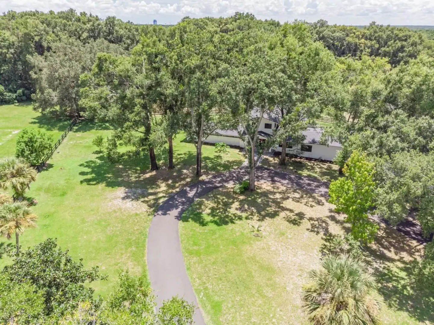 Spacious Country Estate