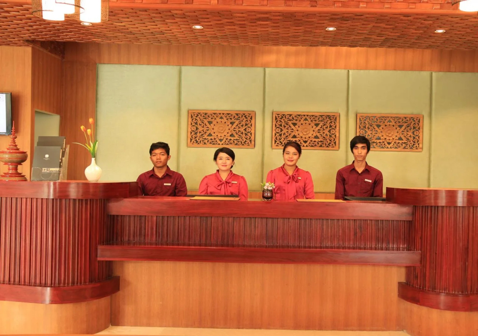 Eastern Palace Hotel