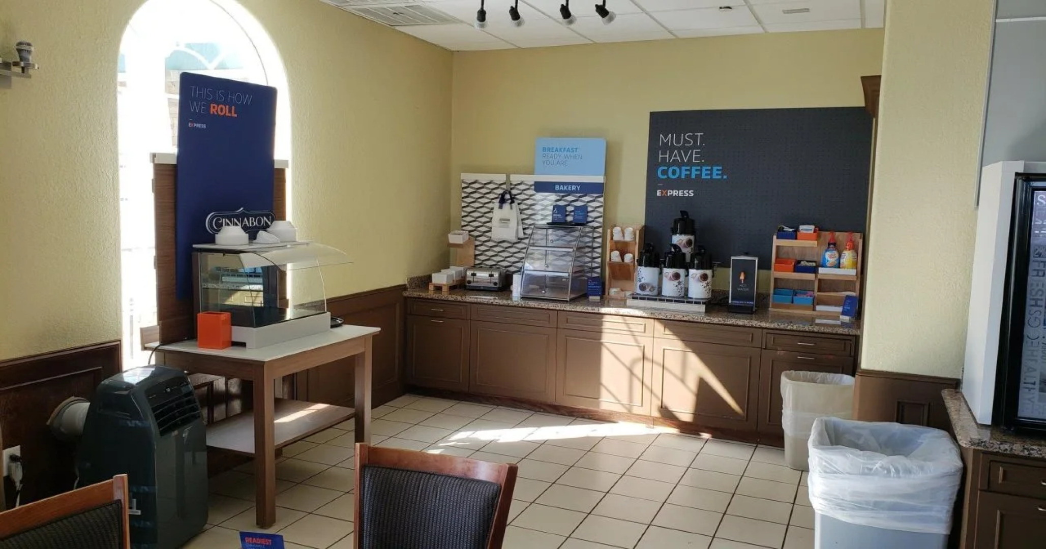 Holiday Inn Express & Suites Galveston West-Seawall