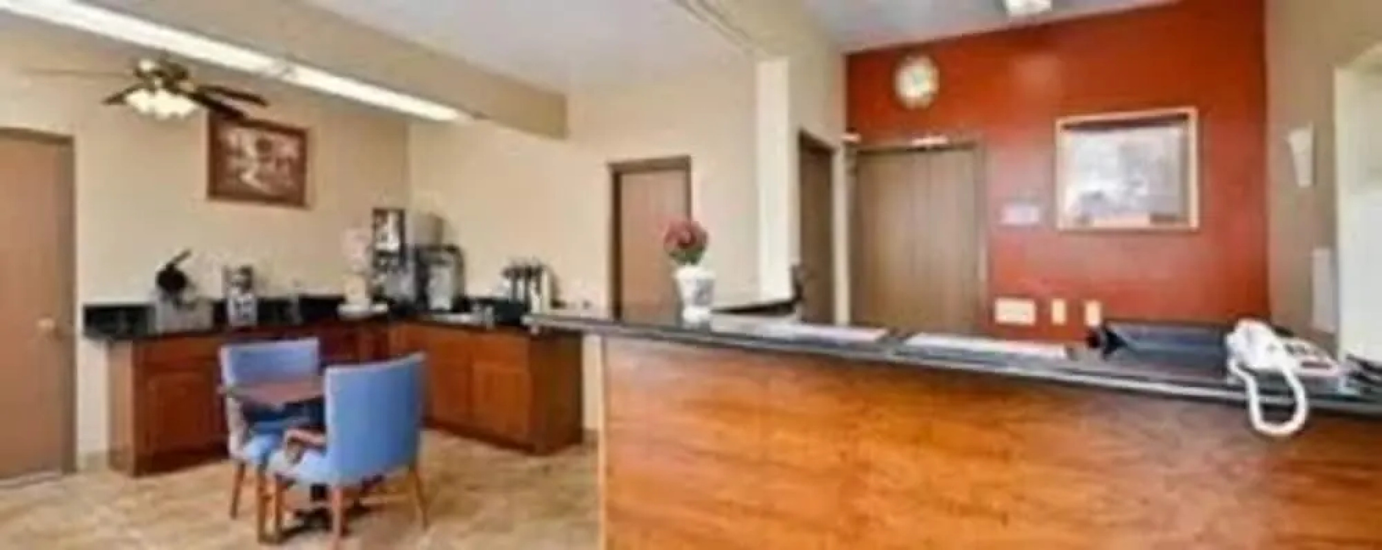 Rodeway Inn & Suites