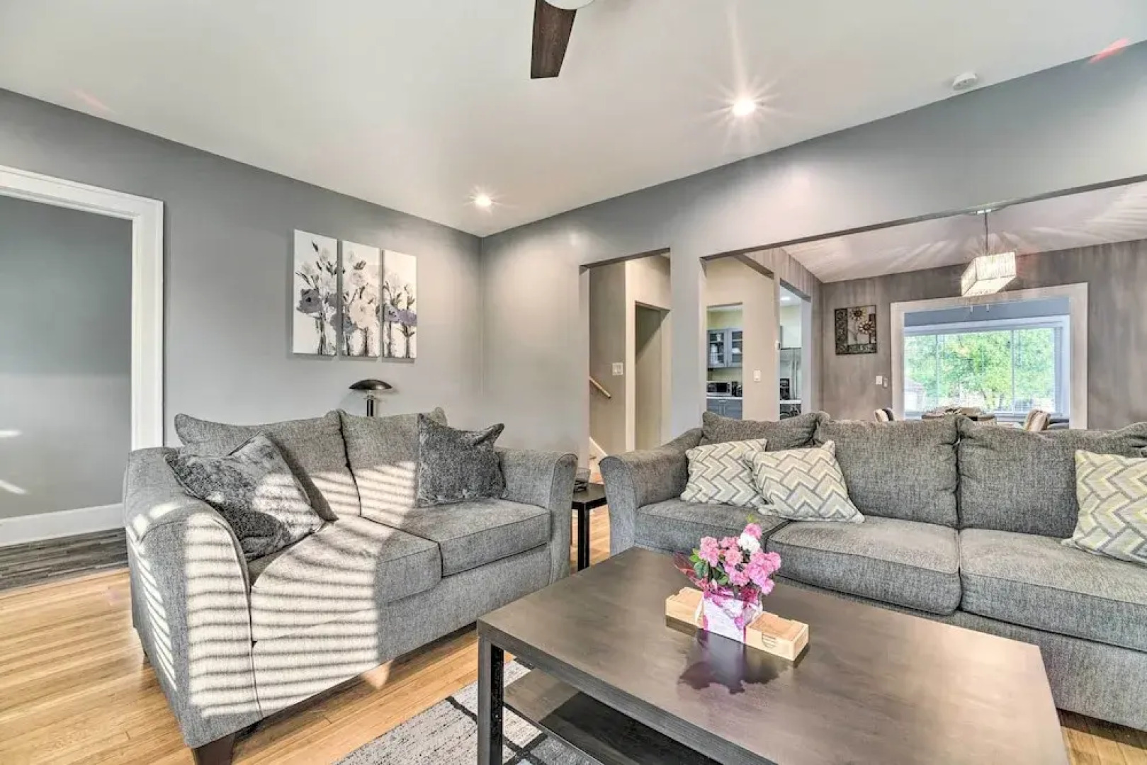 Elegant Detroit Home w/ Yard ~ 5 Mi to Dtwn!