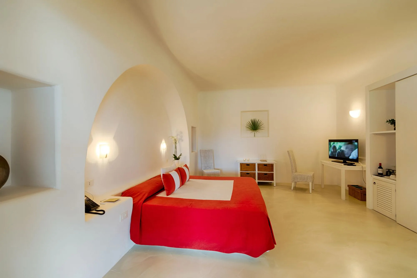 Capofaro Malvasia & Resort