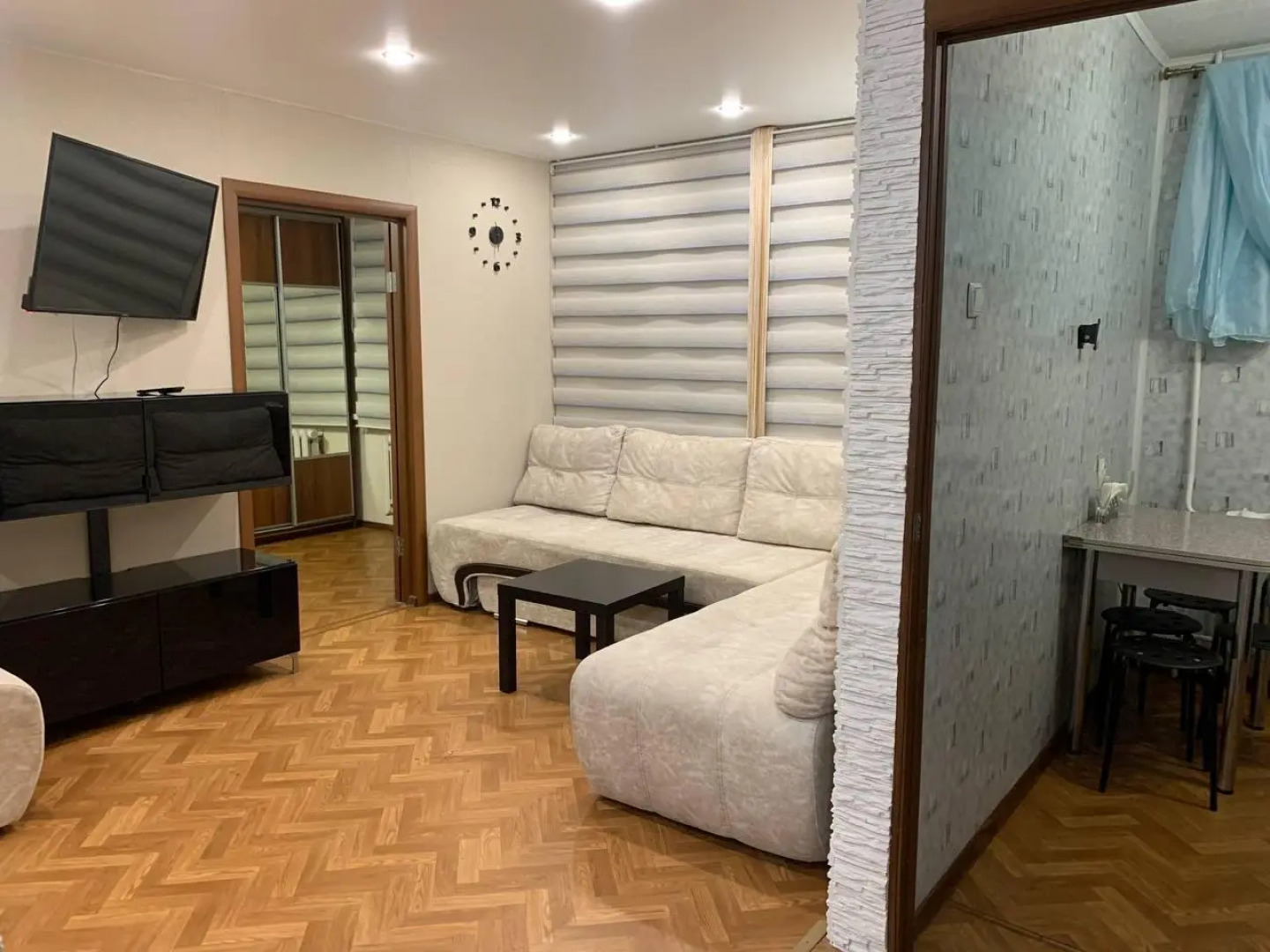 Апартаменты на улице Орджоникидзе 10