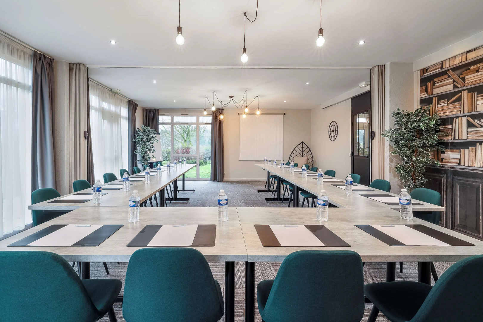 Sure Hotel by Best Western Calais Coquelles Tunnel s/ Manche