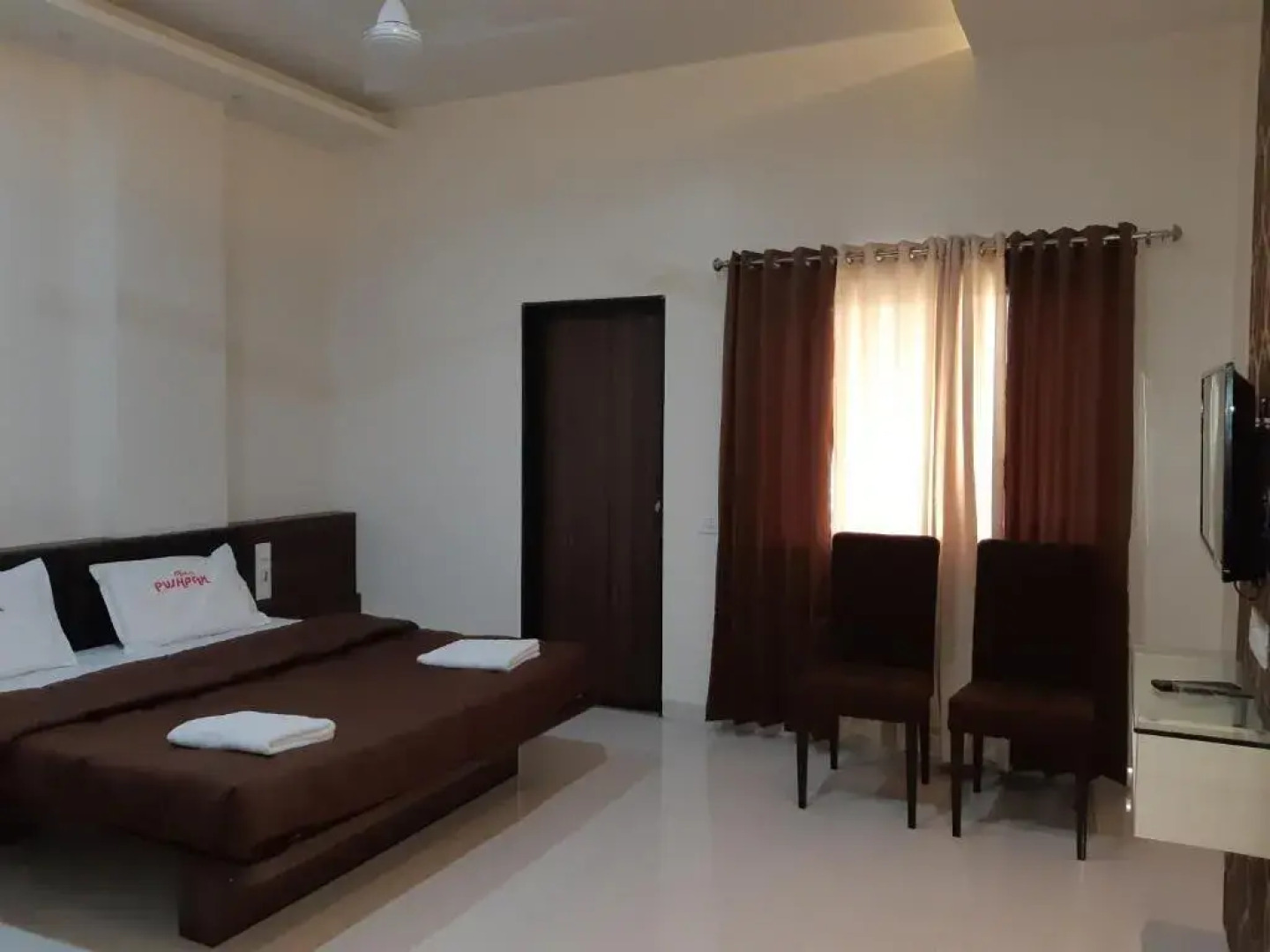 Hotel Pushpak Satara