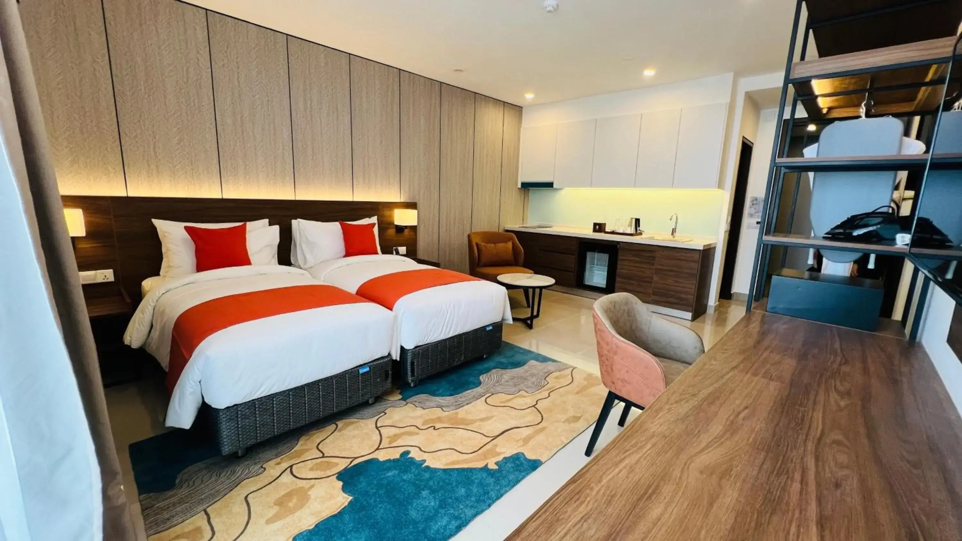 Wyndham Ion Majestic