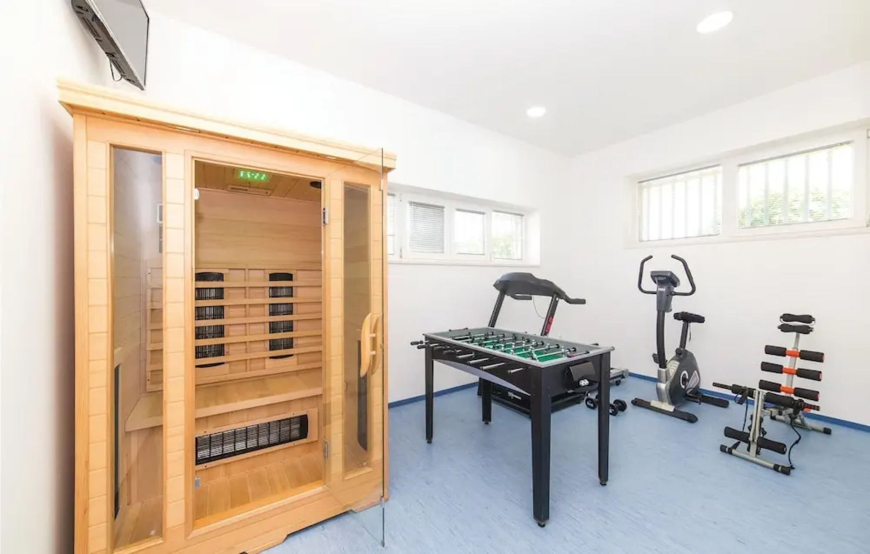 Awesome Home in Kastel Stafilic With Sauna, Wifi and 5 Bedrooms