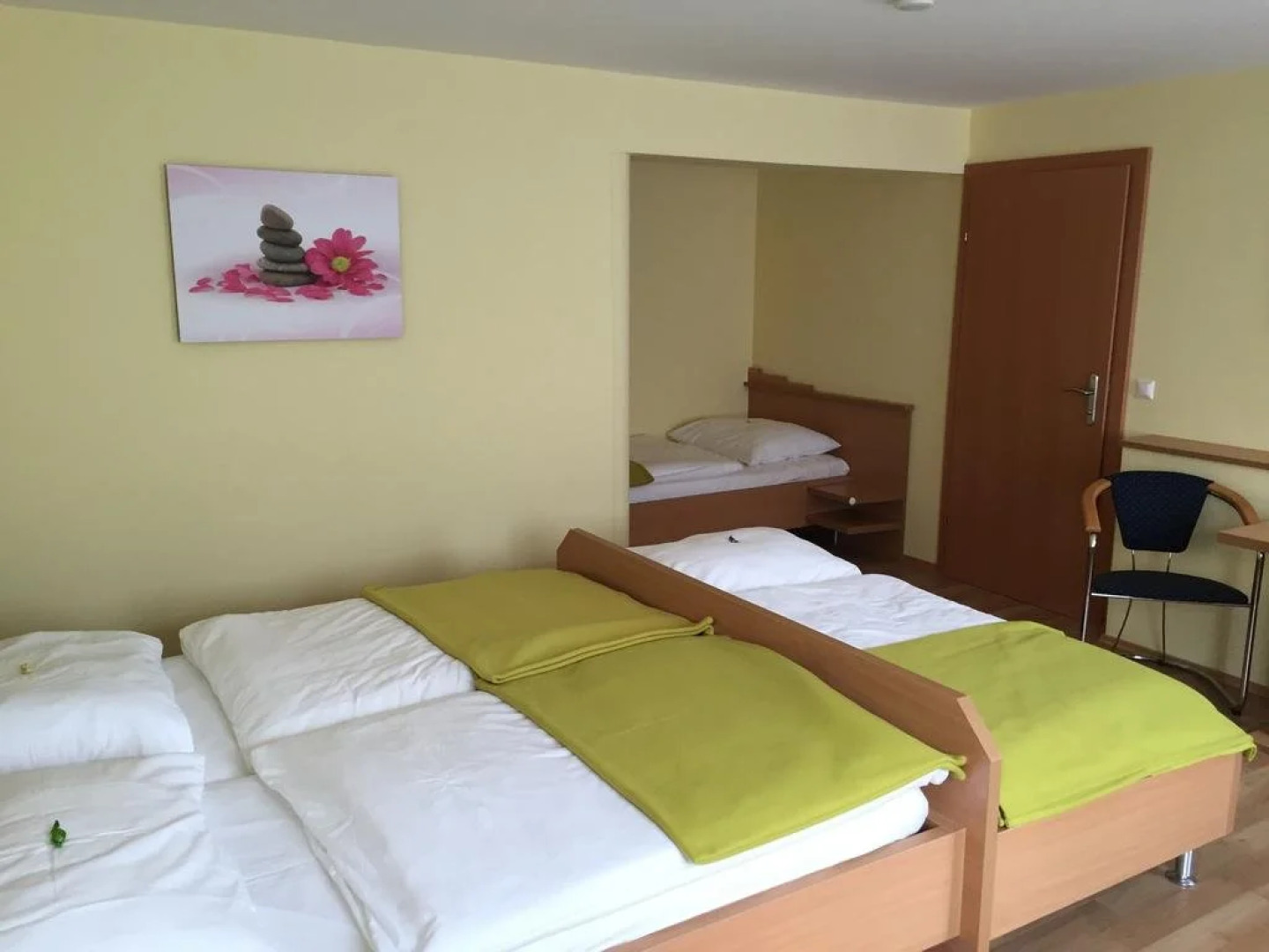 Cafe-Bar-Hotel Highway