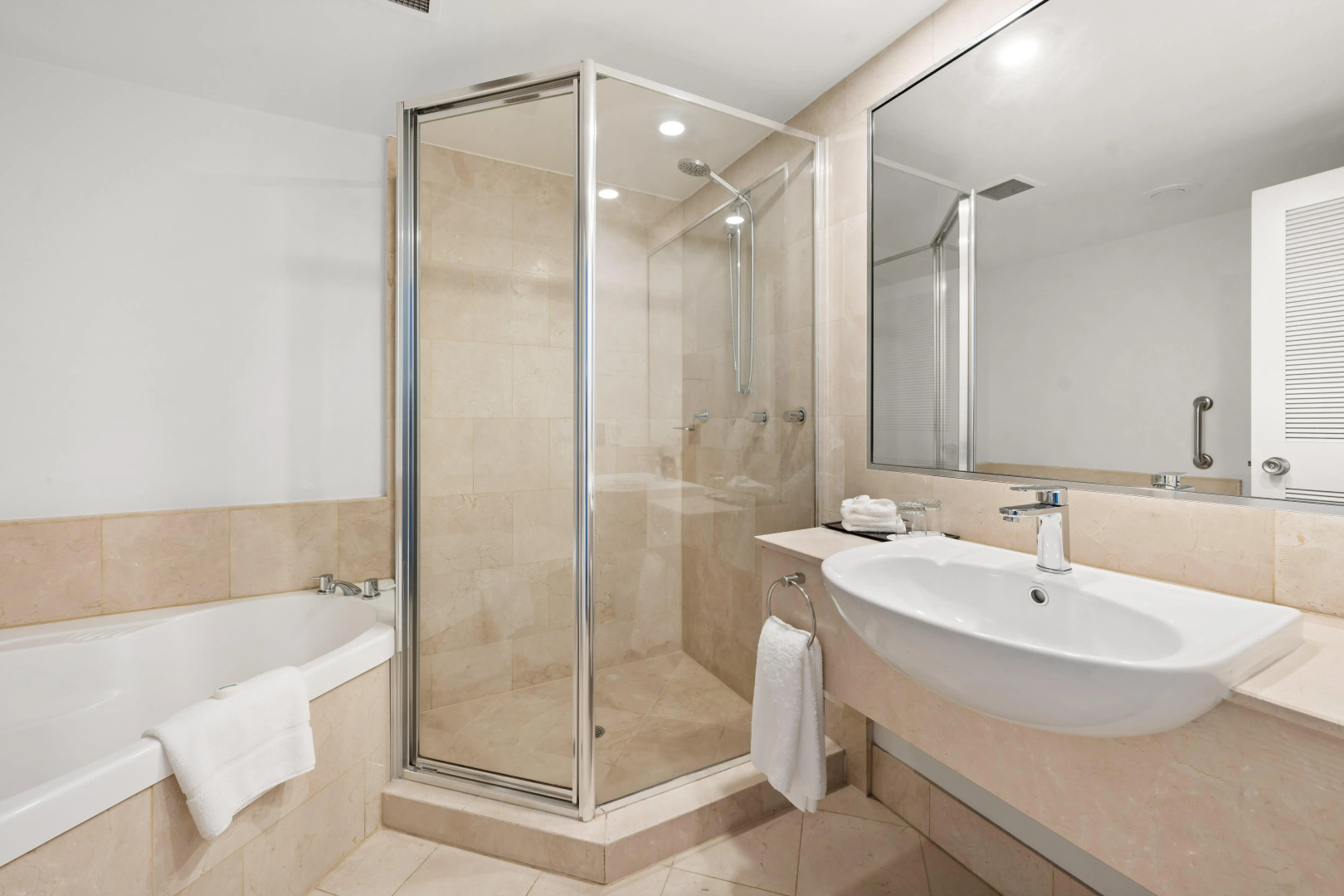 Crowne Plaza Surfers Paradise by IHG