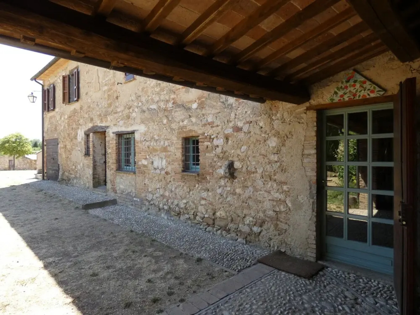 SCAPPO IN UMBRIA, Casale Monti