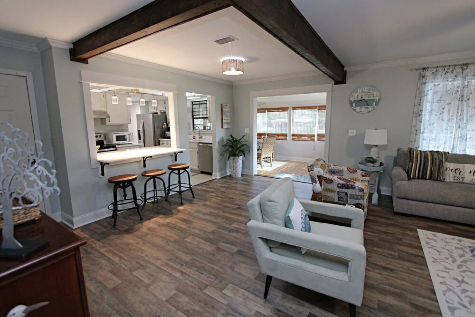 The Peaceful One 3 Bedroom Home by Redawning