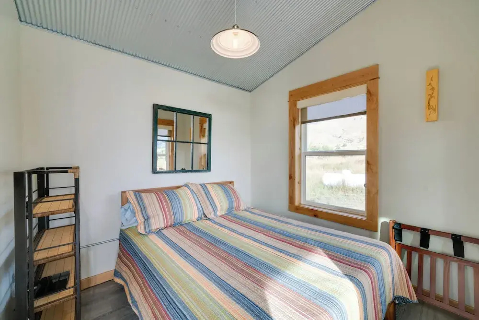 Beautiful Ranch Cottage - 45 Mi to Yellowstone NP!