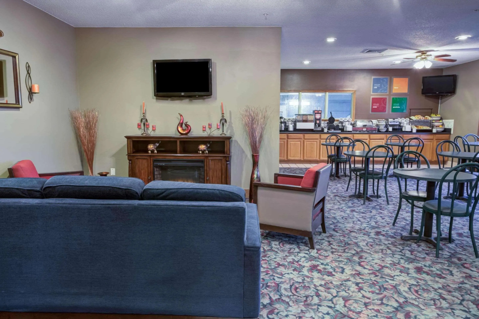 Comfort Inn Muscatine near Hwy 61