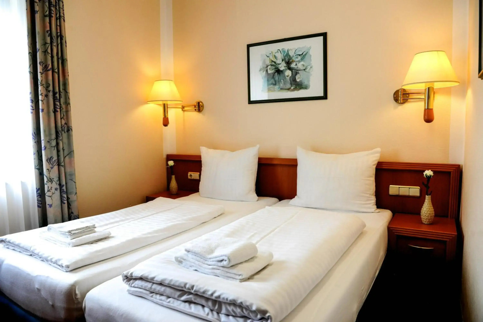 Hotel Opal