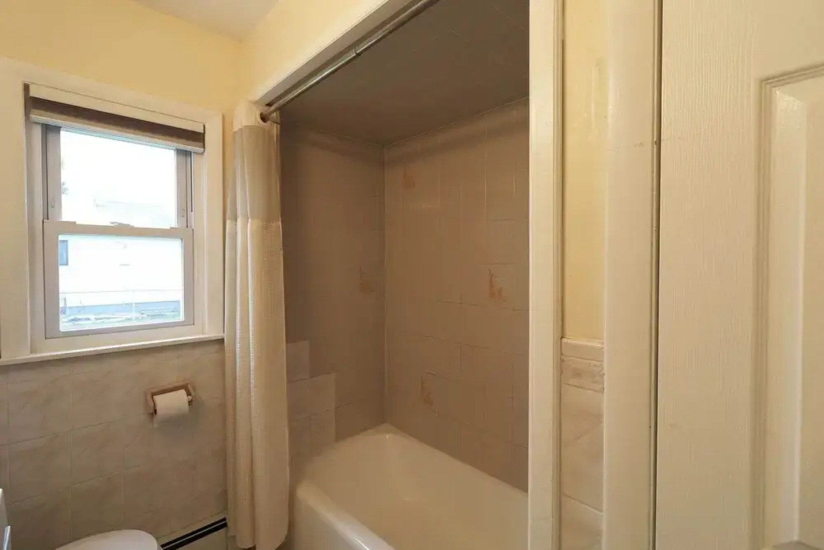 Pet-friendly Cranston Home w/ Fire Pit & Bbq!