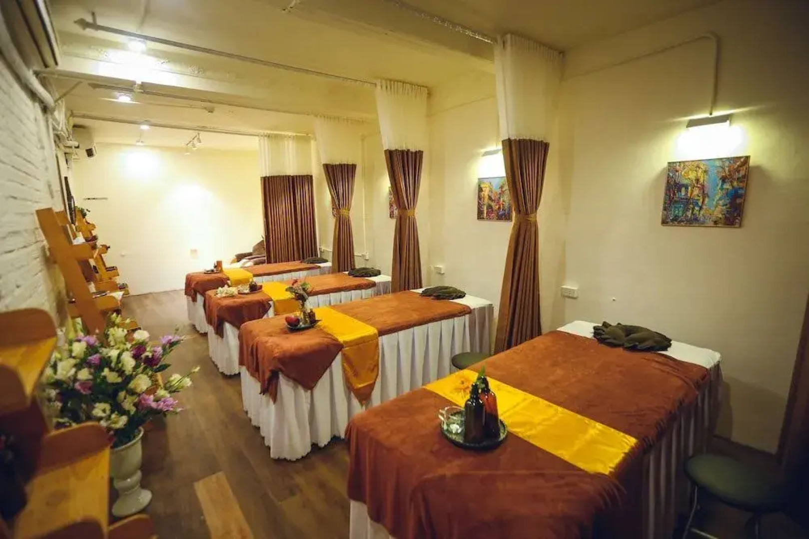 Halley Hostel & Spa Hanoi