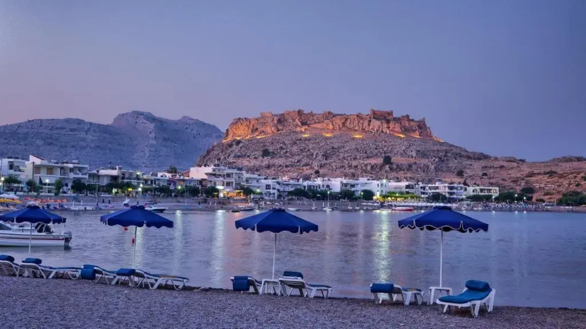 Alia Suites & Alia Beachfront Suites and Spa