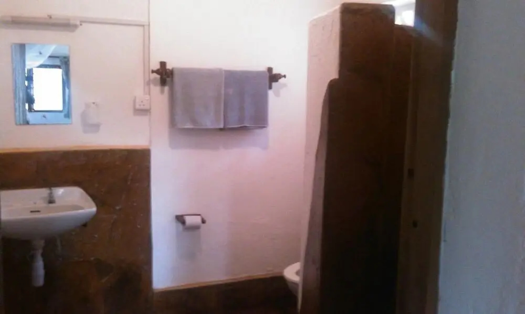 Diani Banda Cottages