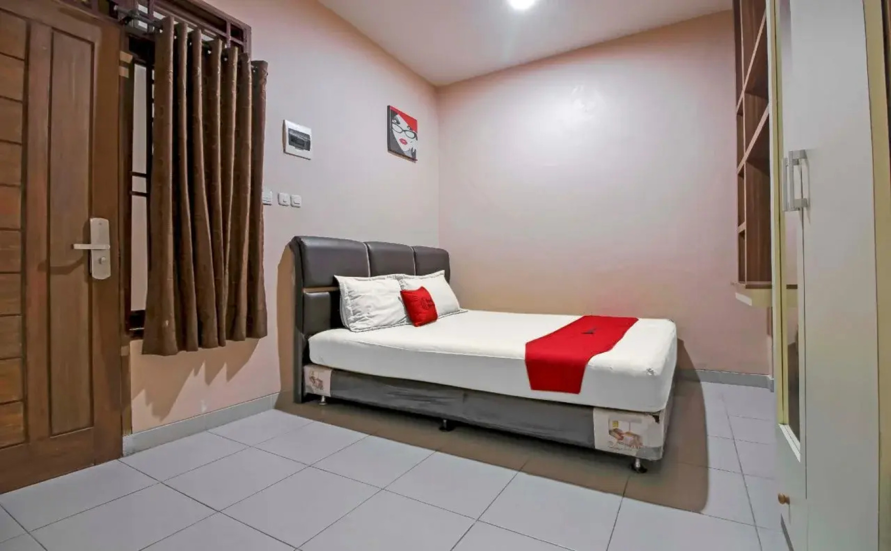 RedDoorz @ Jalan Darussalam Medan