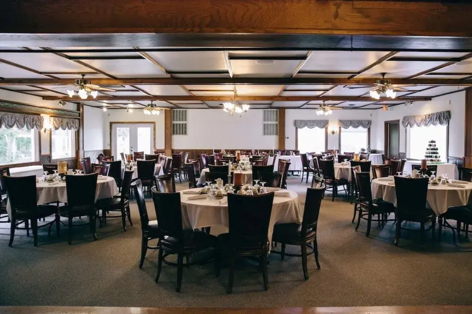 Fannies Supper Club and Motel