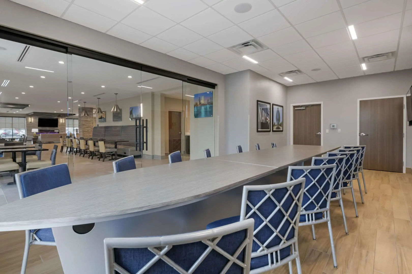Comfort Inn & Suites Jacksonville - Orange Park Near Naval Air Station