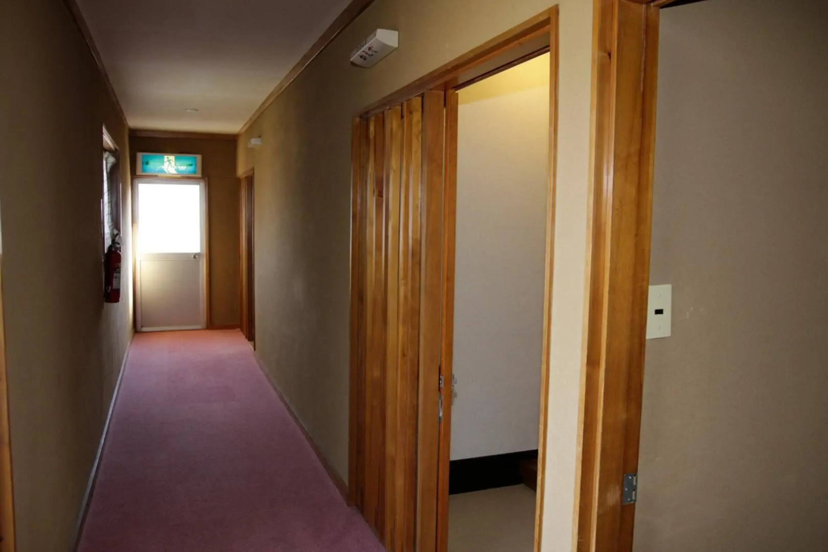 Kajiya Bekkan Ramakkoro Yamenekoyado