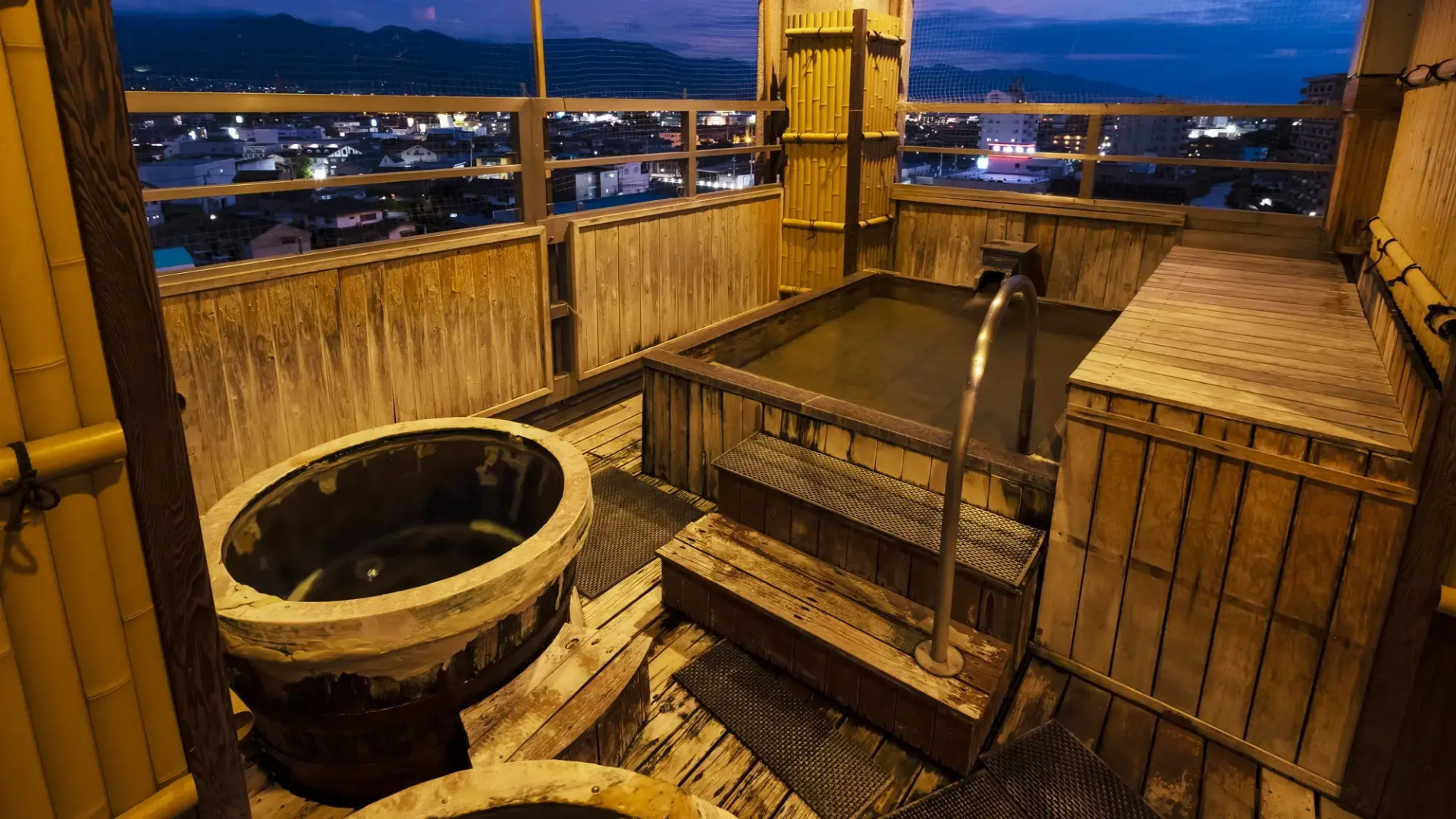 Japanese Onsen Ryokan KOHAKUEN