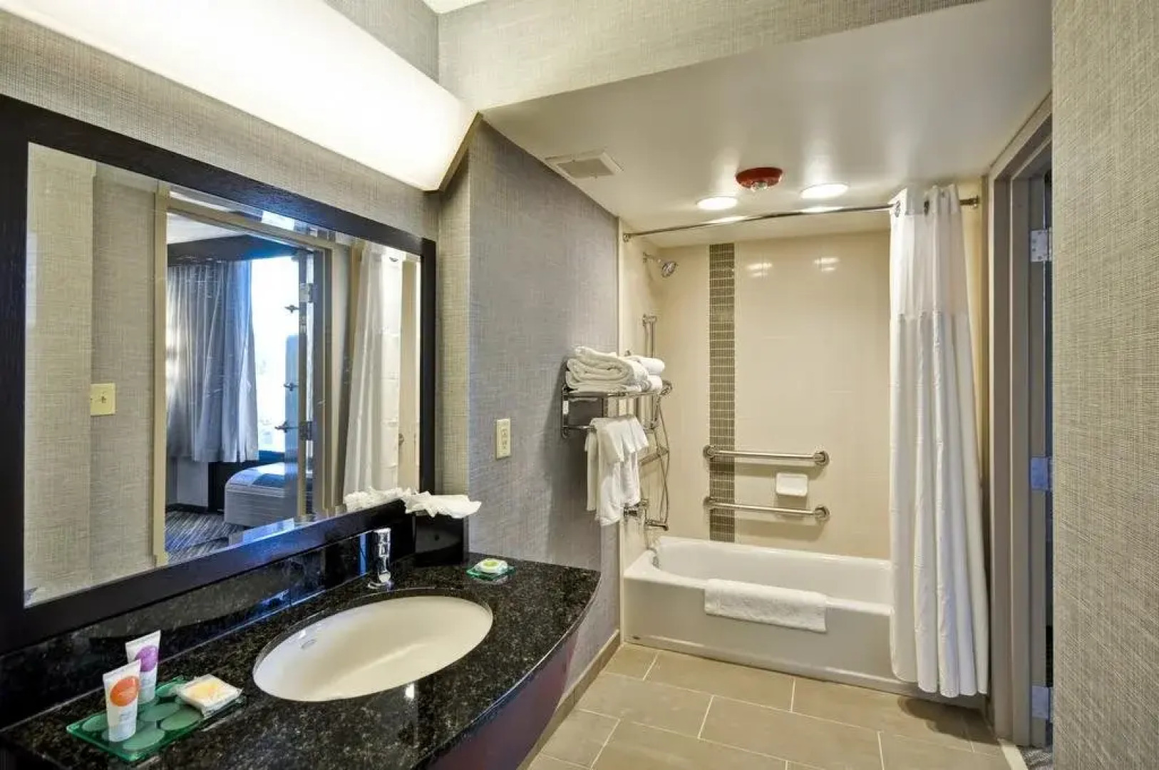 Home2 Suites by Hilton Indianapolis Keystone Crossing