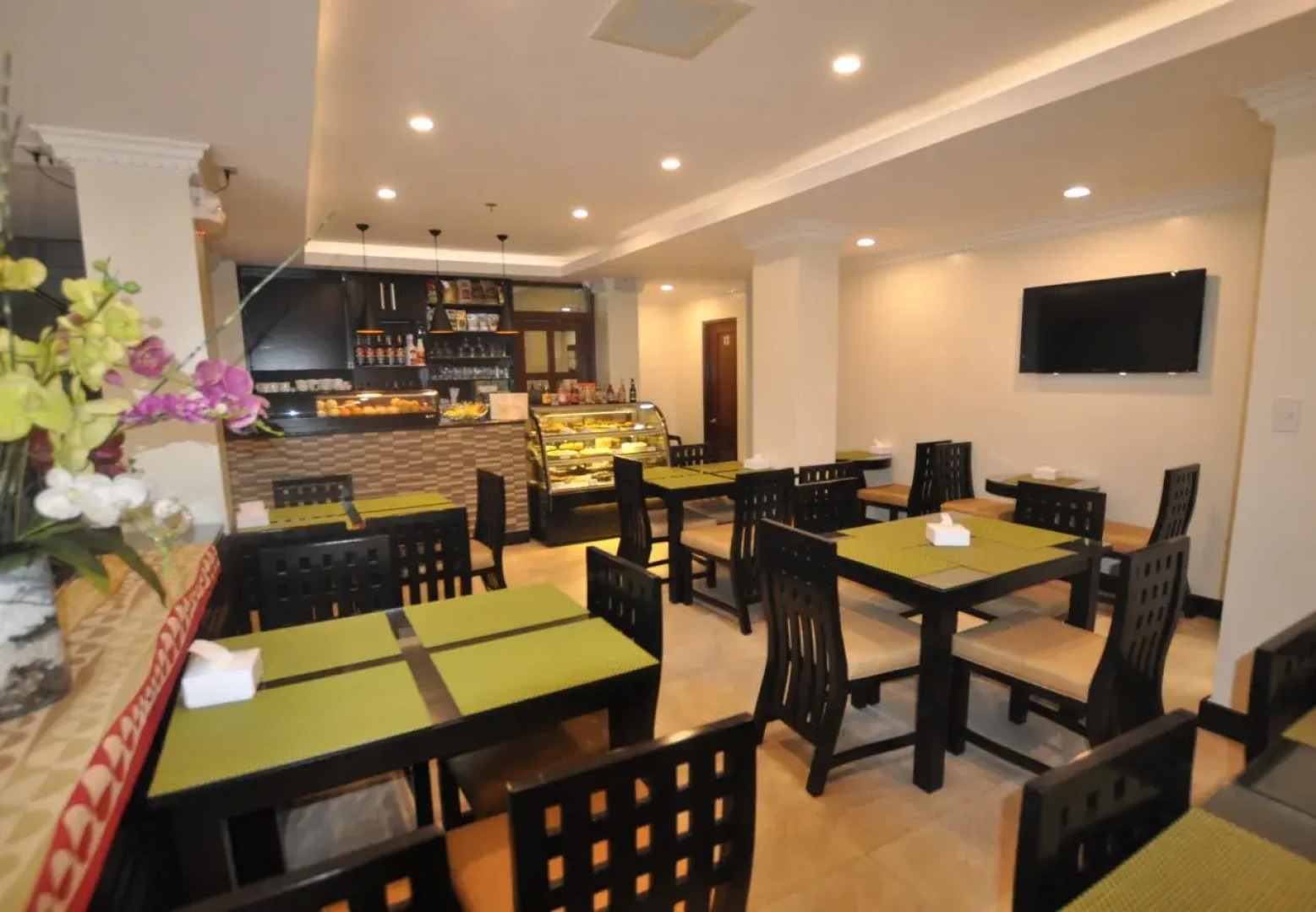 West Loch Park Hotel Vigan