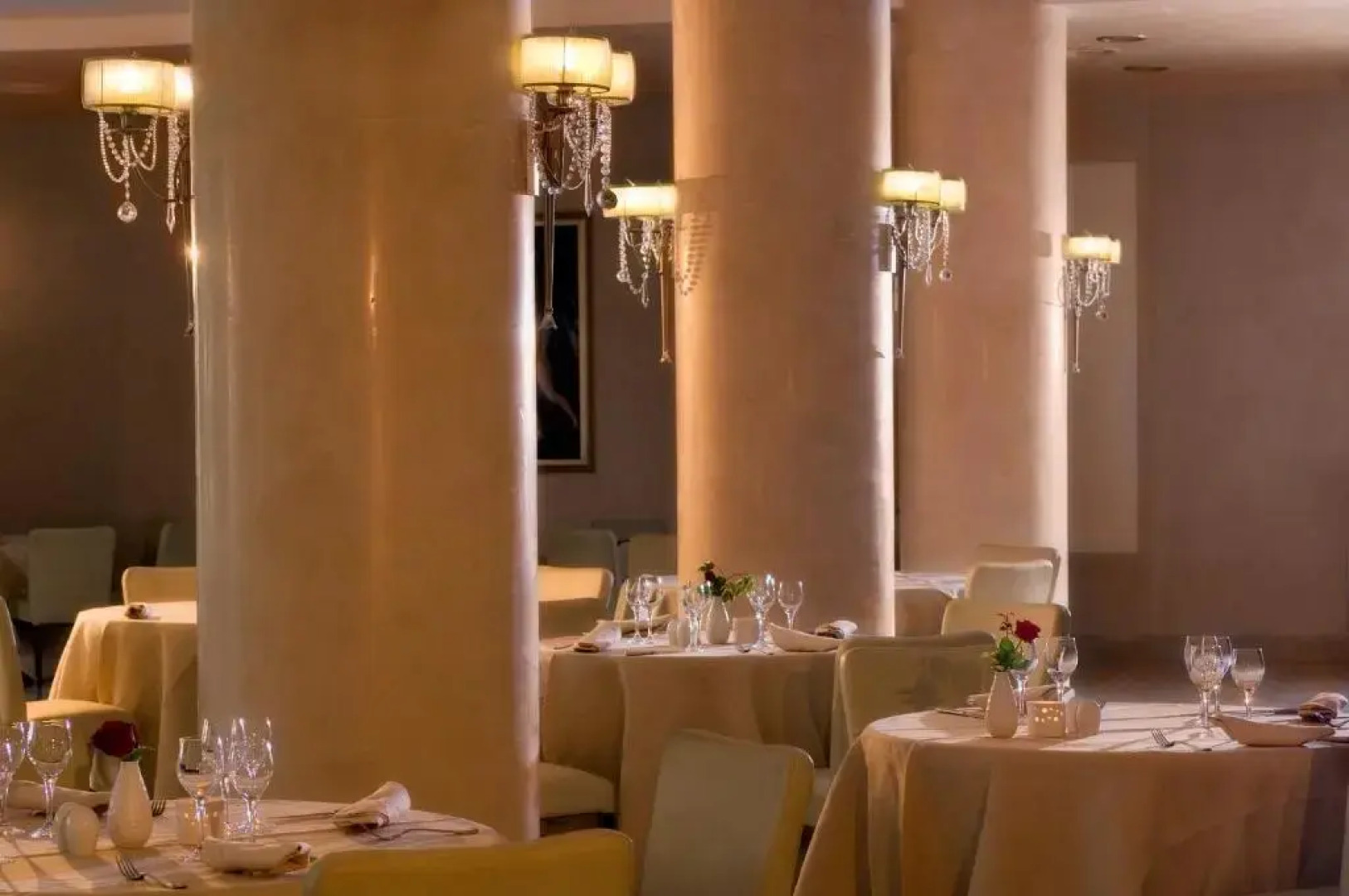 Mahara Hotel & Wellness