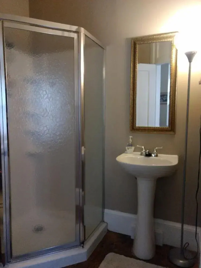 Carraway Guest House