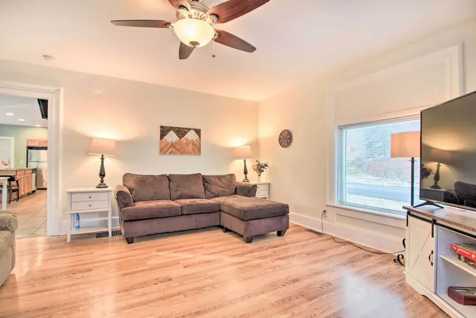 Comfy Ludlow Apartment ~ 3 Mi to Okemo Resort